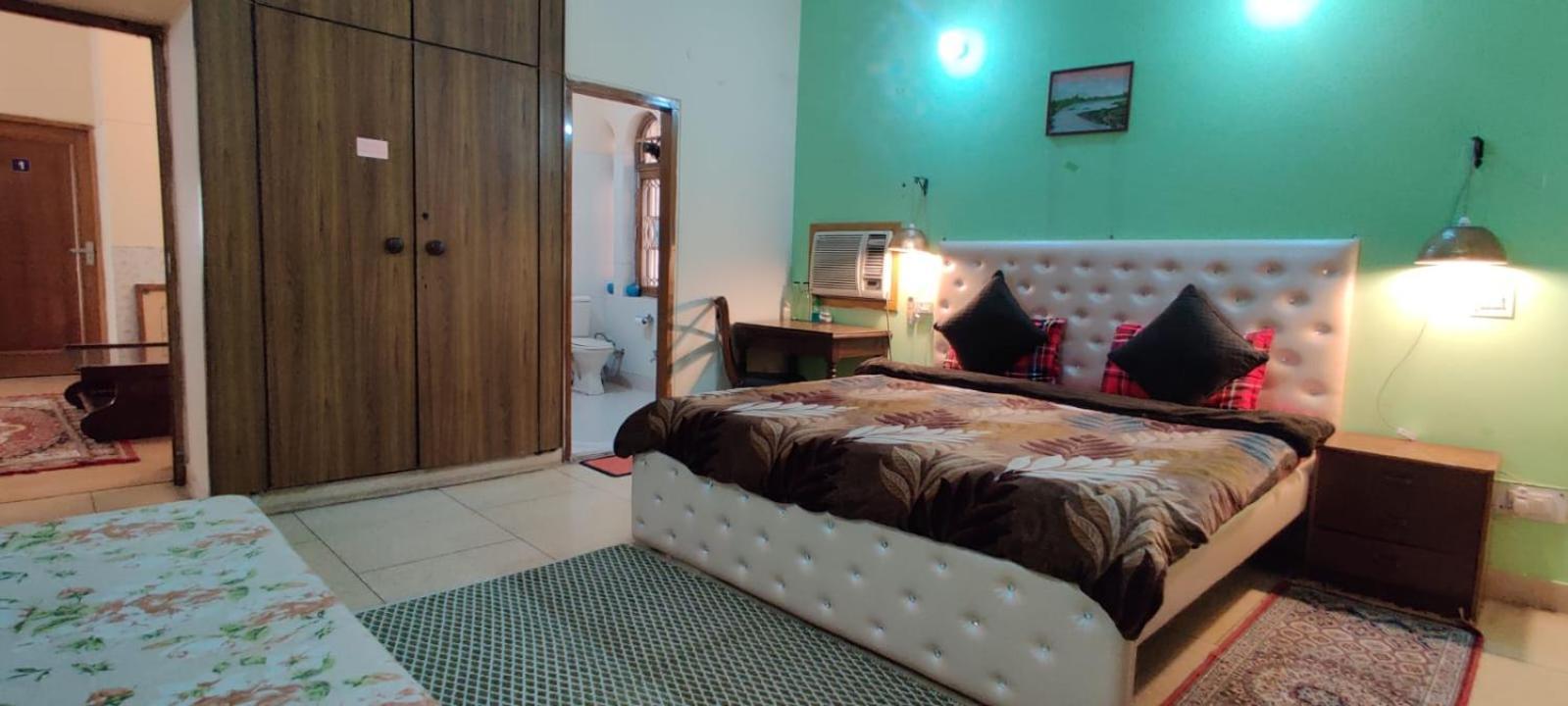 Uvs Homestay Haridwar Ngoại thất bức ảnh